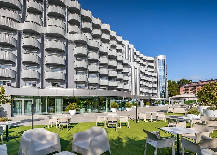 Hotel with pool: Barcelo Costa Vasca