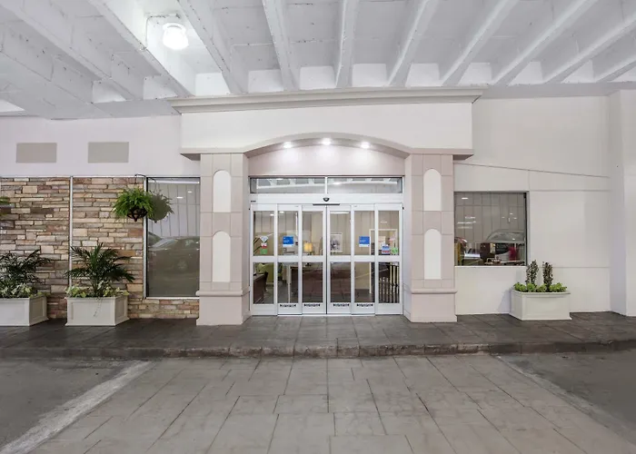 Comfort Inn Memphis Downtown