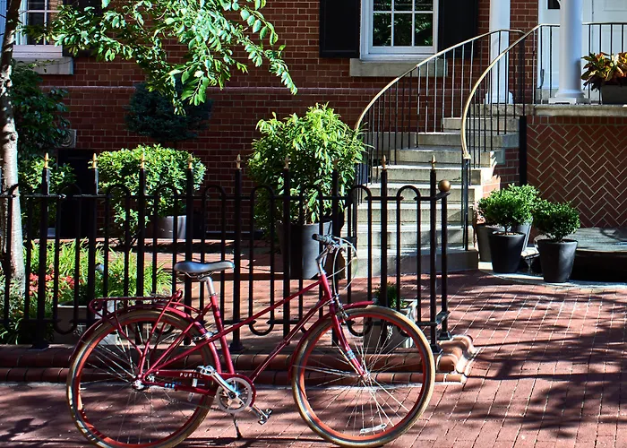 Morrison House Old Town Alexandria, Autograph Collection