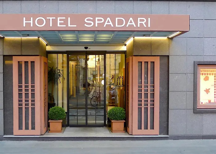 Hotel para famílias: Hotel Spadari Al Duomo