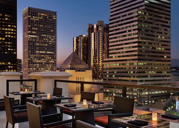 Casino hotel: Hilton Checkers Los Angeles