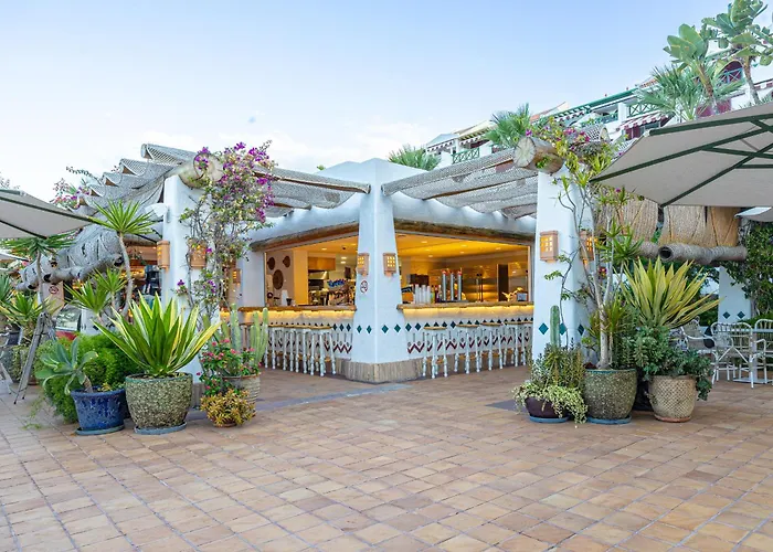 Hoteles con Jacuzzi Parque Santiago IV