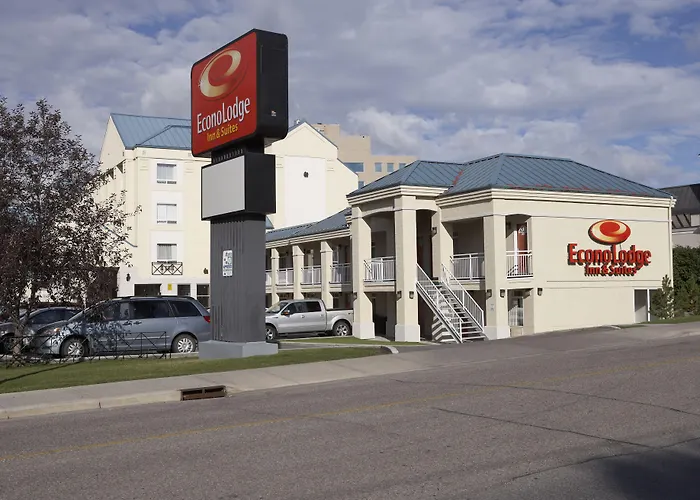 Trip to College Econo Lodge Inn & Suites University