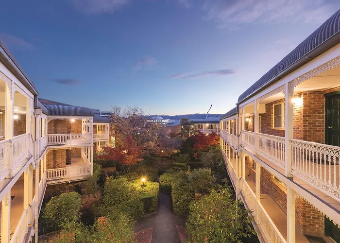 My Aparthotels Adina Serviced Apartments Canberra Kingston