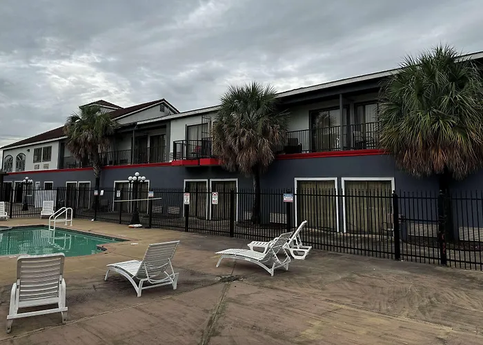 Baymont By Wyndham North