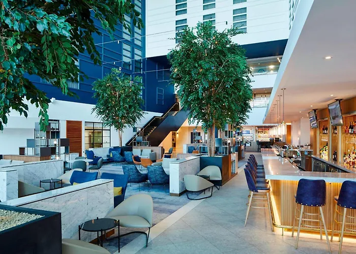 Hotel Jacuzzi: London Heathrow Marriott Hotel
