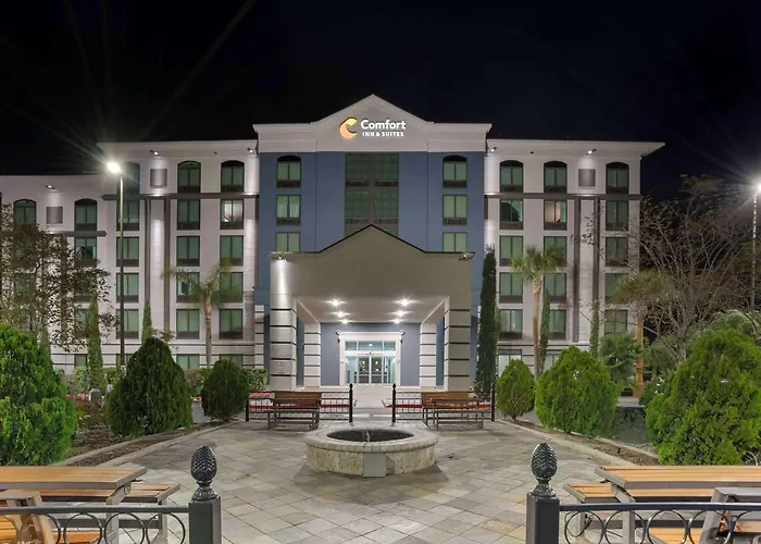Comfort Inn & Suites New Orleans Airport North