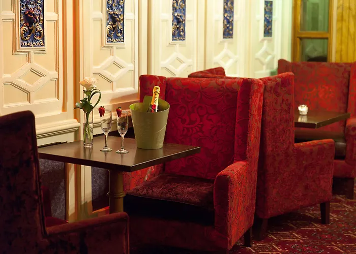 Resort: Arlington Hotel O'Connell Bridge