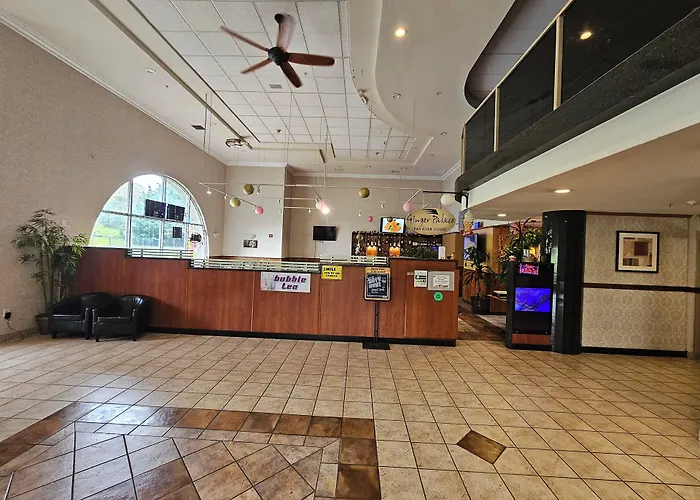 Hotels with a view Ramada By Wyndham Seatac Airport