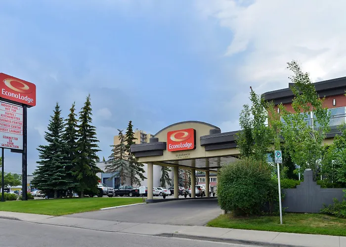 Super 8 By Wyndham Macleod Trail Calgary