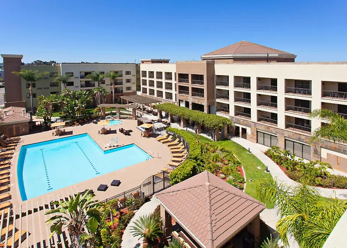 Courtyard By Marriott Central