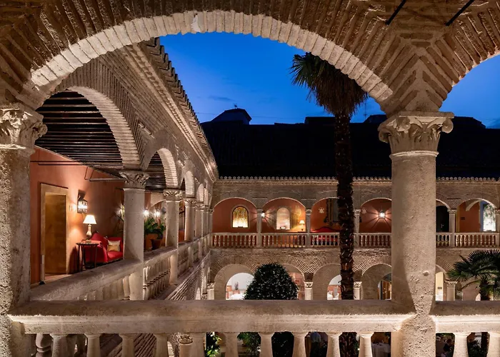 Resorts Guide Palacio De Santa Paula, Autograph Collection