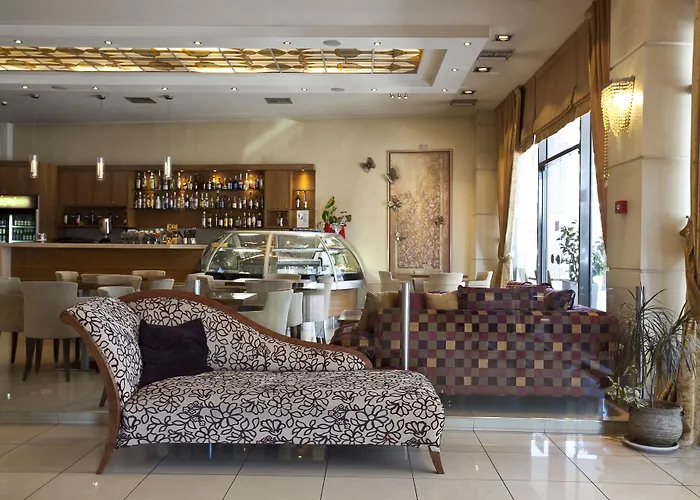 Hotel: Crystal City Hotel