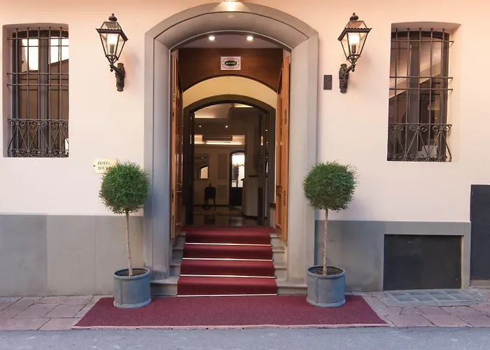 Hotel Jacuzzi: Hotel Touring