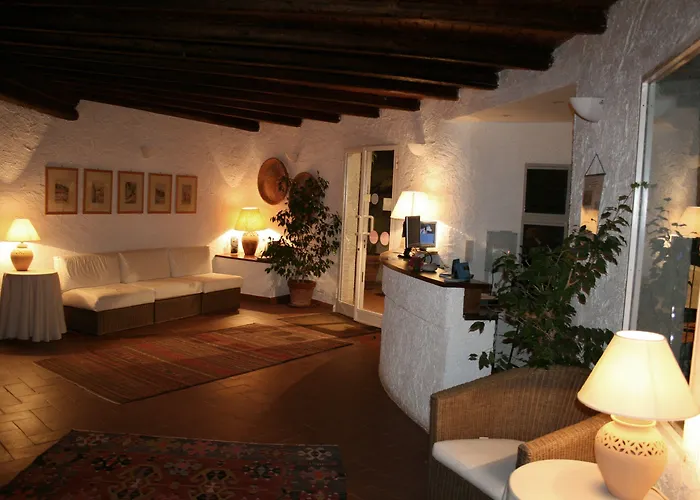 Hotel Con Piscina Villa Mediterranea