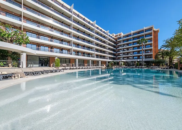 Resort: Hotel California Garden