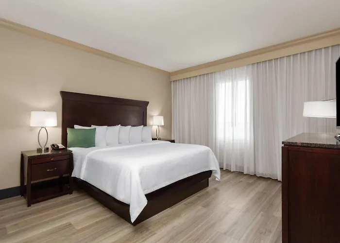 Hawthorn Extended Stay By Wyndham West Palm Beach Airport