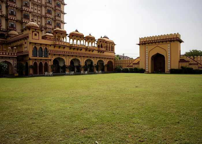 Hotels with tennis Umaid Haveli-A Heritage Style &