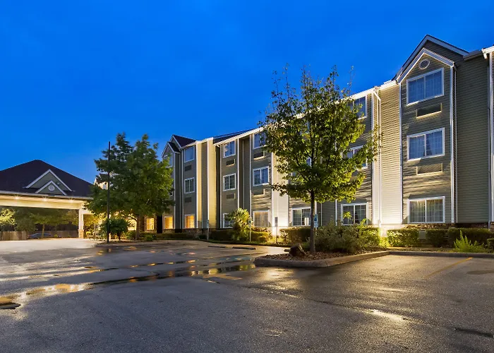 Family resorts Super 8 By Wyndham San Antonio Airport North