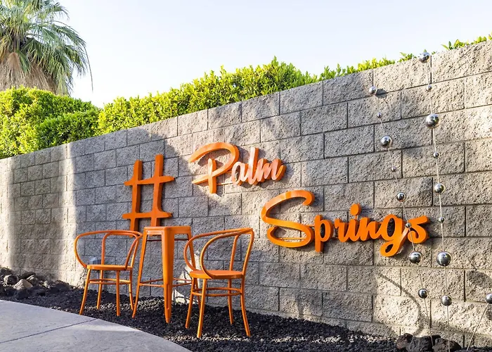 Сity center hotels Palm Springs