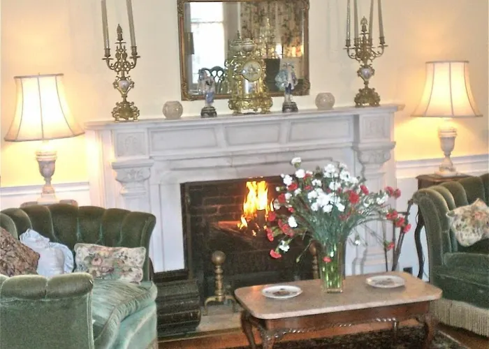 Hotel: Whistler'S Inn
