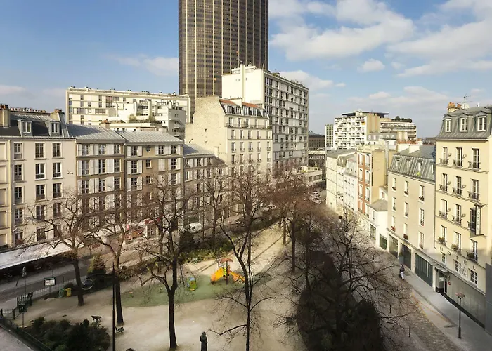 Hotel near College: Hotel Du Parc Montparnasse
