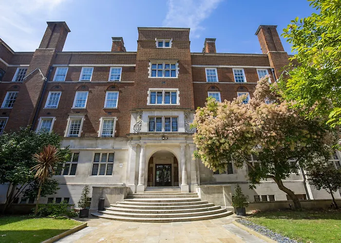 Wellington Hotel By Blue Orchid