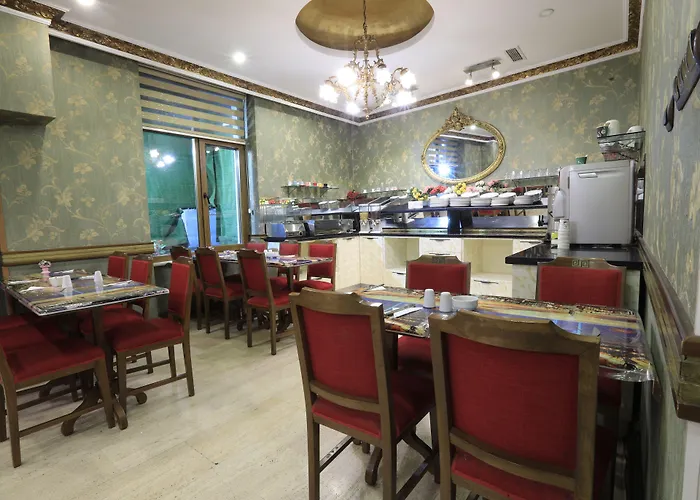 Nil Hotel