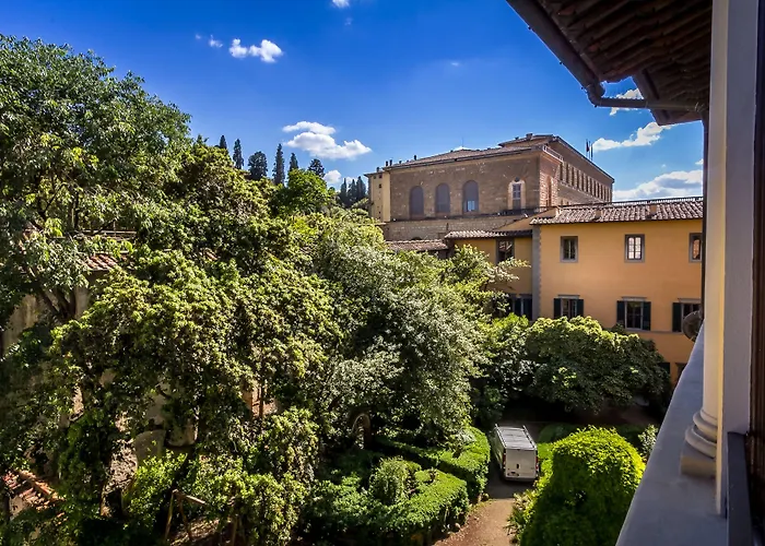 Central hotel: Hotel La Scaletta Al Ponte Vecchio