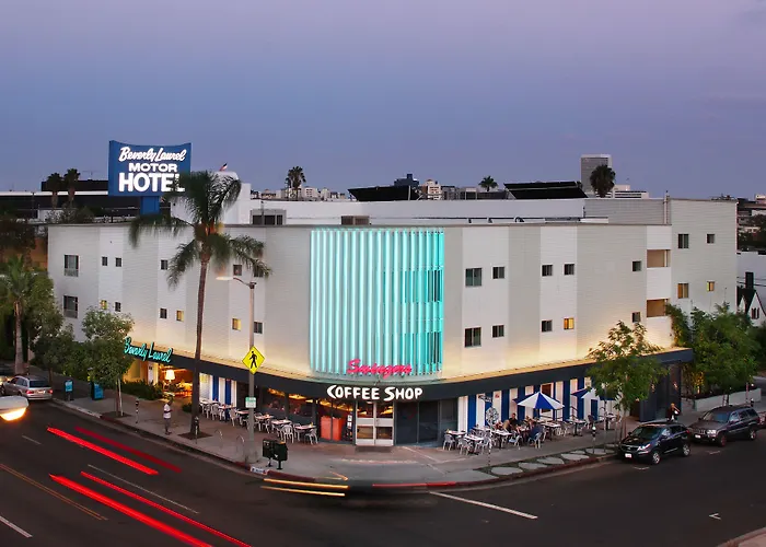 Family Hotel: The Beverly Laurel Hotel At West Hollywood