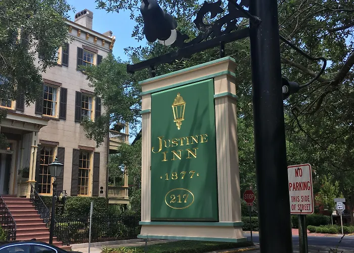 Bed and Breakfast Justine Inn Savannah