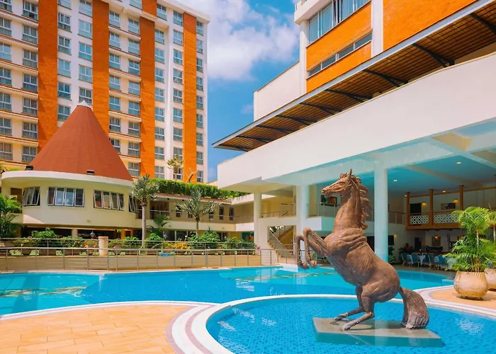 Mövenpick &Residences