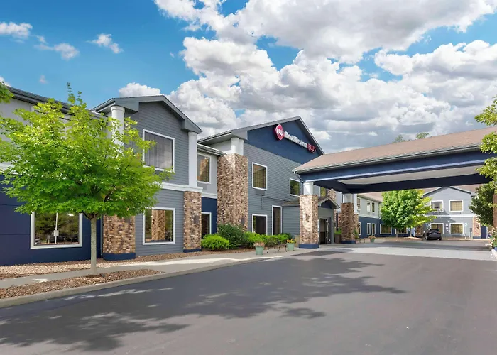 3 star hotels Best Western Plus Victor Inn & Suites