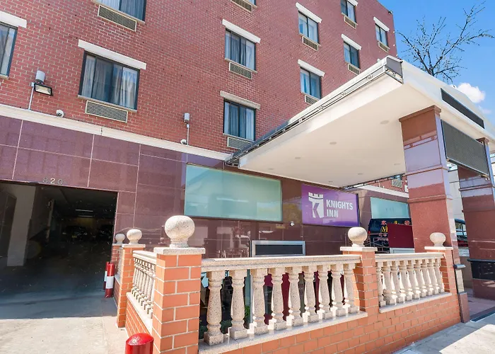 Cheap hotel: Knights Inn Brooklyn Sunset Park