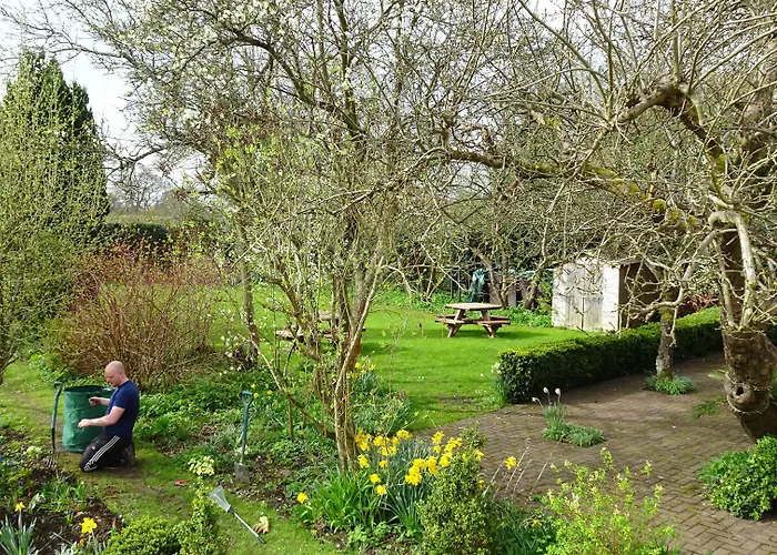 Furze Bush Inn