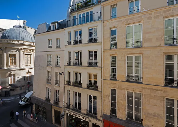 Hotel 3 stelle: Hotel Louvre Richelieu