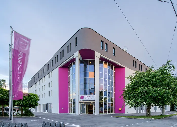 Luxury hotel only: Fourside Hotel Salzburg Messe, Trademark Collection By Wyndham