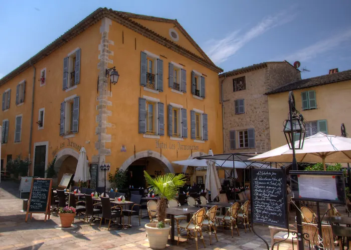 Hôtel accueillant les animaux: Hotel les Armoiries