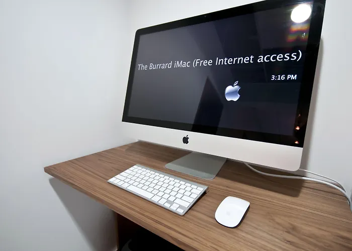 Pet Friendly hotel: The Burrard