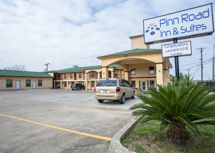 Pinn Road Inn And Suites Lackland Afb And Seaworld