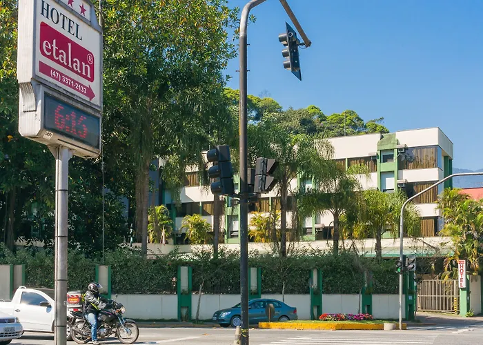 Harbor Inn Jaraguá