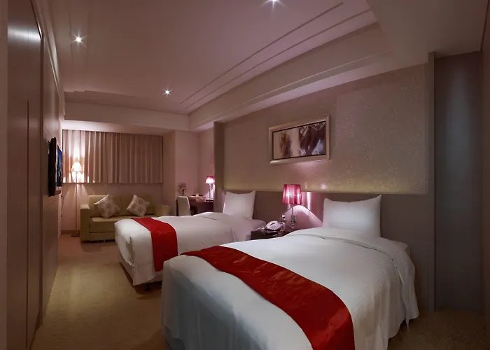 Сity center hotels Link World