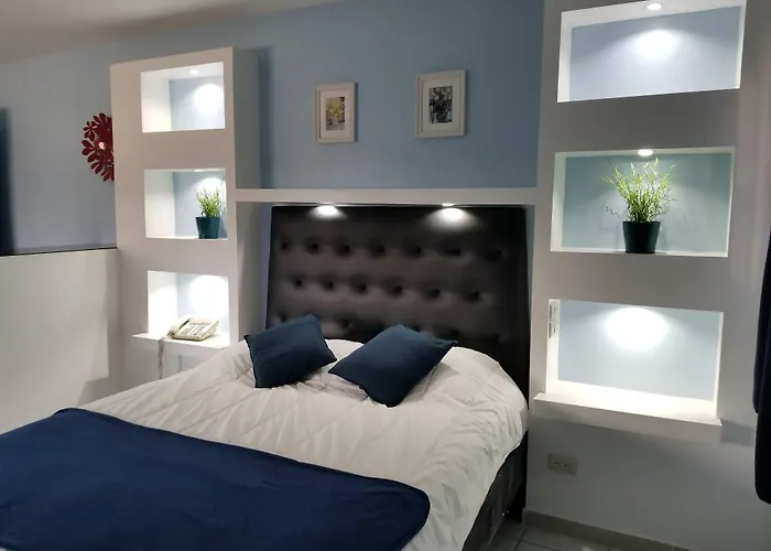 Cheap hotel: Esmeralda