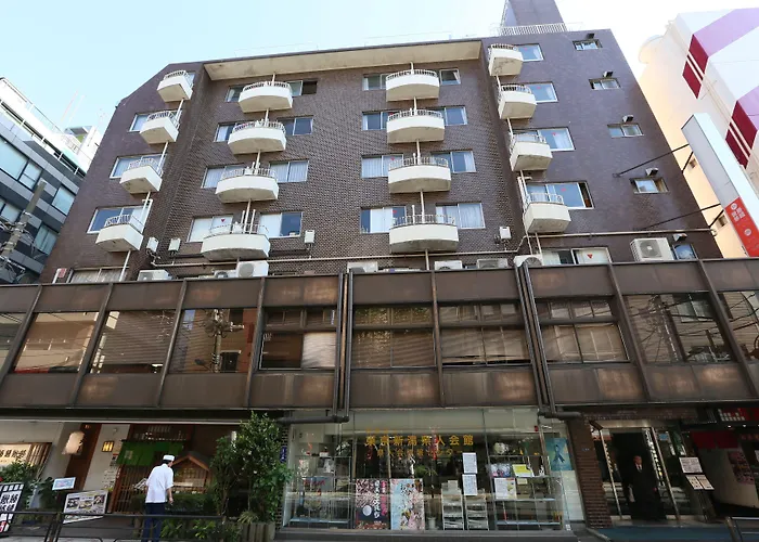Trip to College Tokyo Ueno Youth