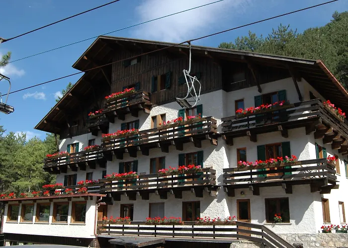 Hotel Garnì Mille Pini