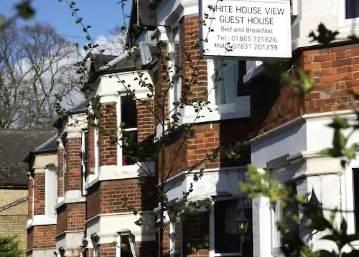 White House View Guest House