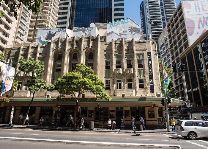 Hotel familiar: Criterion Hotel Sydney