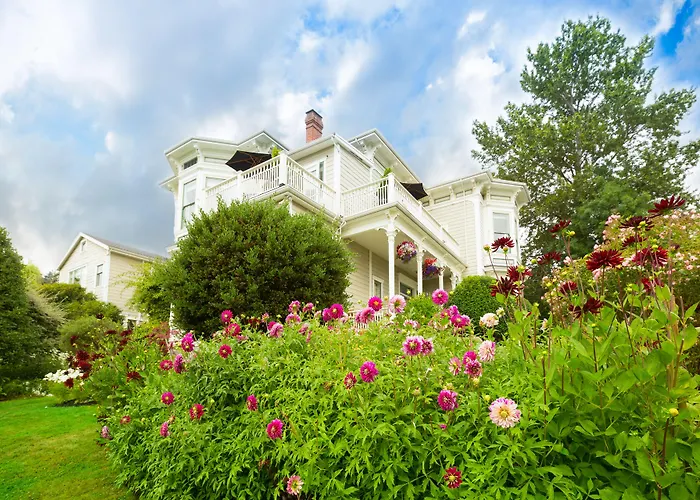Fairholme Manor Inn
