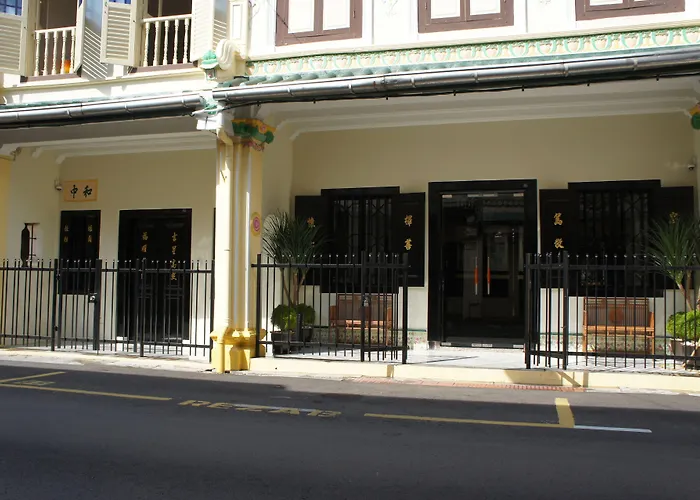 Heeren Palm Suites