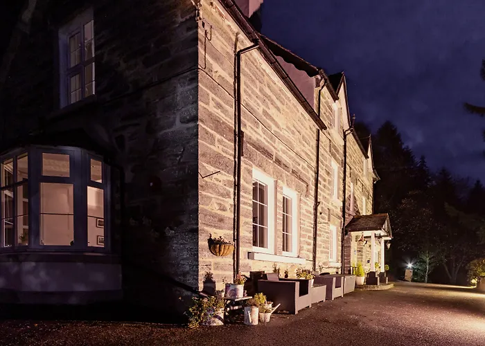 Central hotel: Glyntwrog House